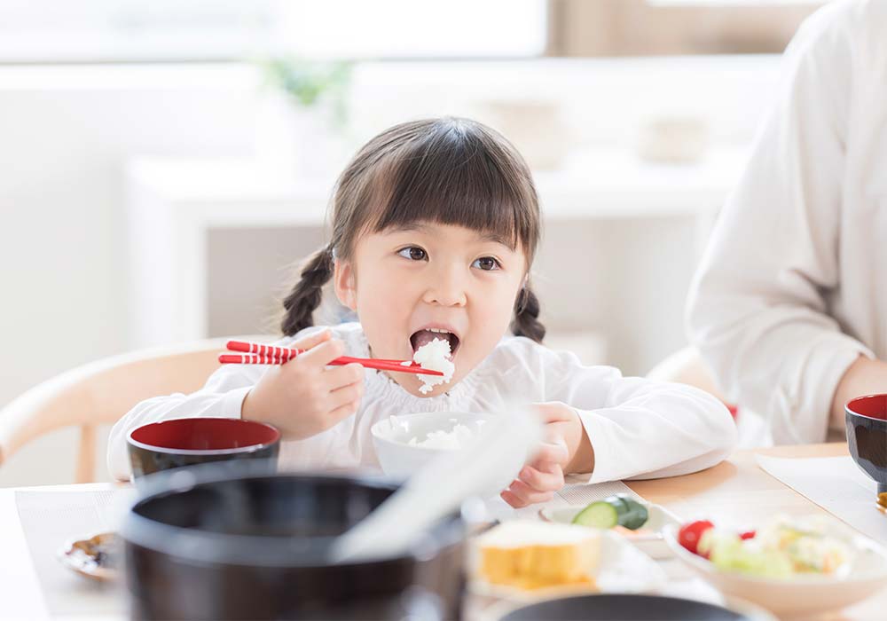 食事の時間・回数を決めましょう